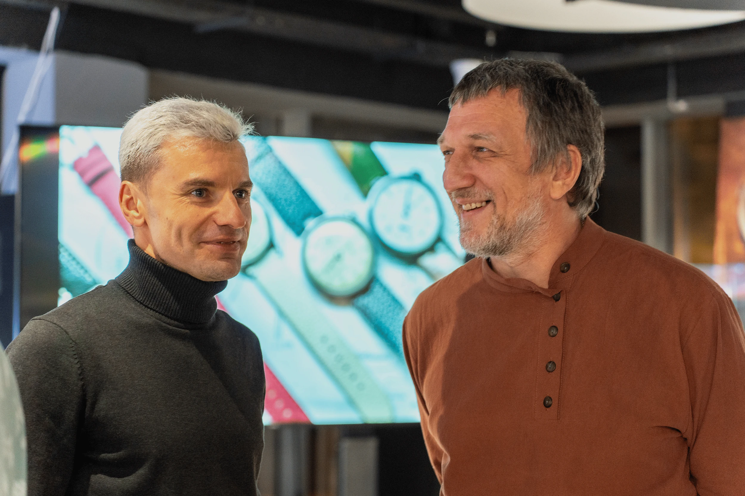 10 лет часам «Индикатор»