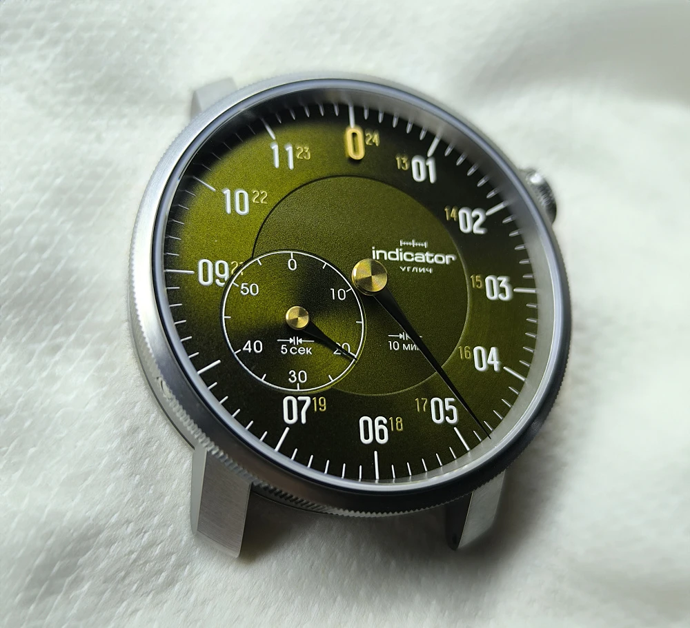 Зеленый &quot;болотный&quot; лак